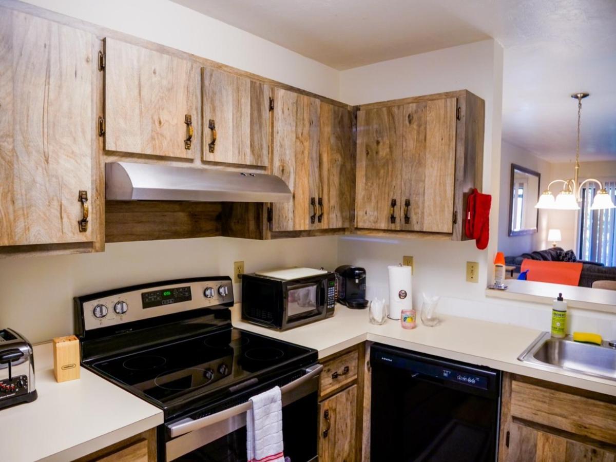 Spacious Townhome Ocala, Central Location, Newly Renovated, Pets Welcome Zewnętrze zdjęcie