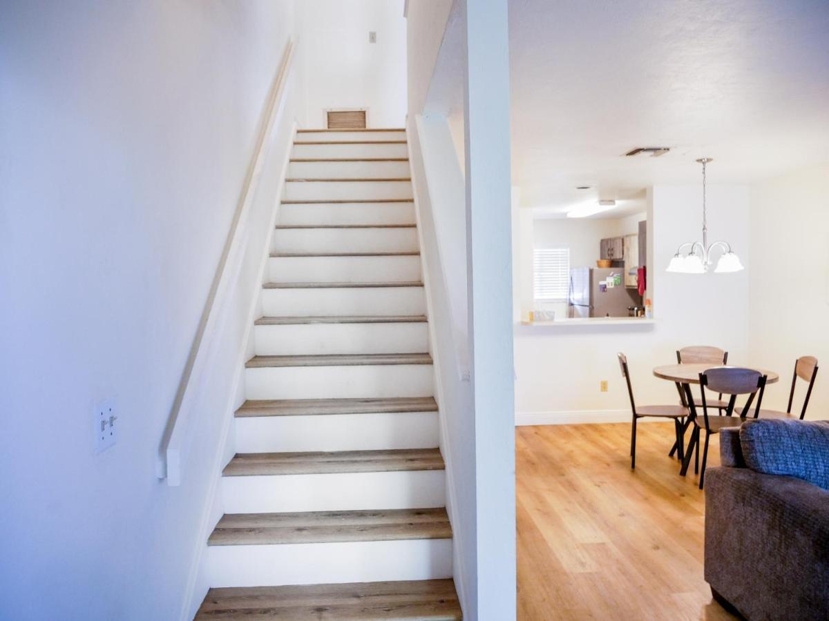 Spacious Townhome Ocala, Central Location, Newly Renovated, Pets Welcome Zewnętrze zdjęcie